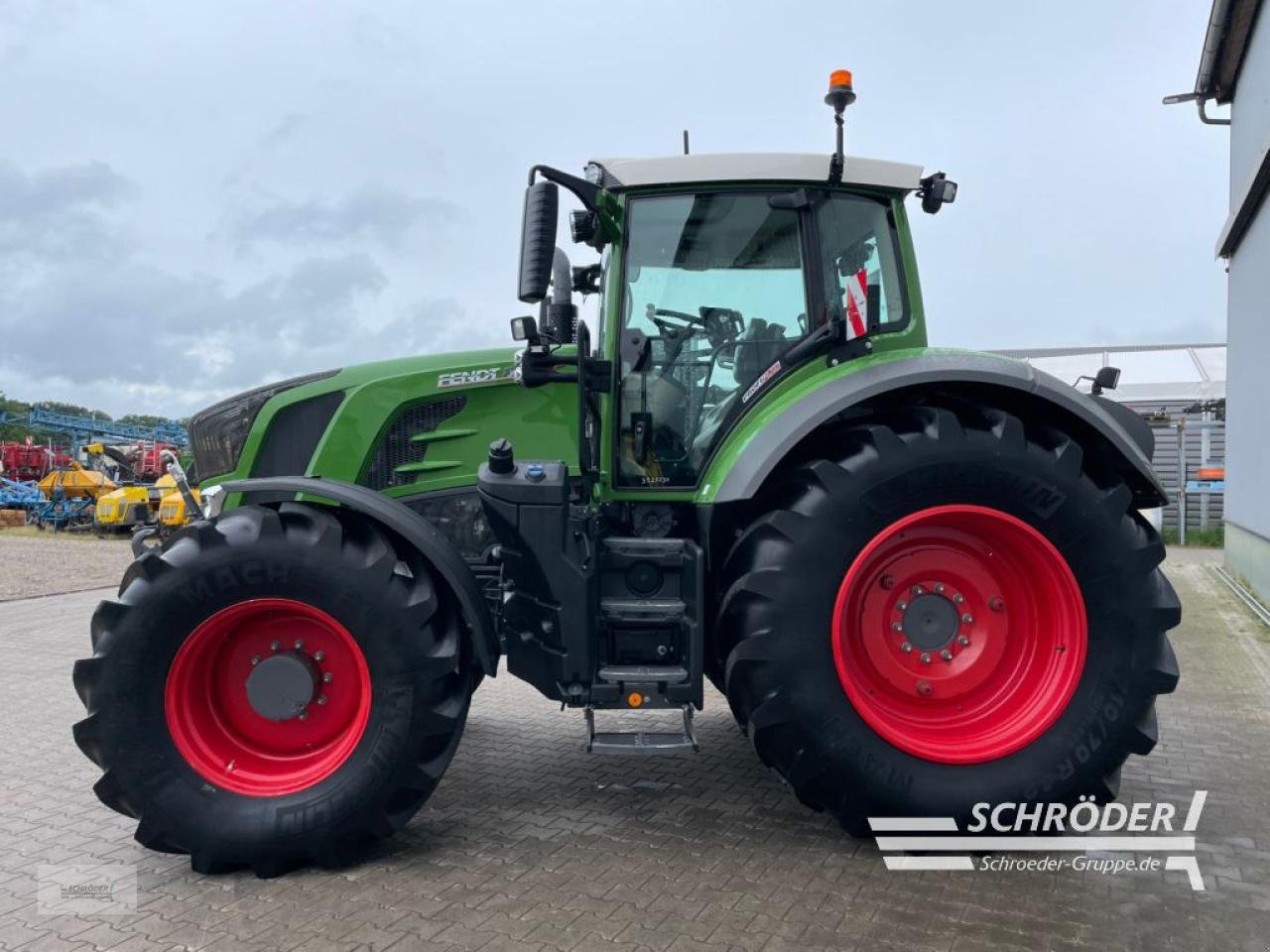 Traktor tipa Fendt 828 S4 PROFI PLUS | MOTOR 2024 NEU, Gebrauchtmaschine u Wildeshausen (Slika 4)